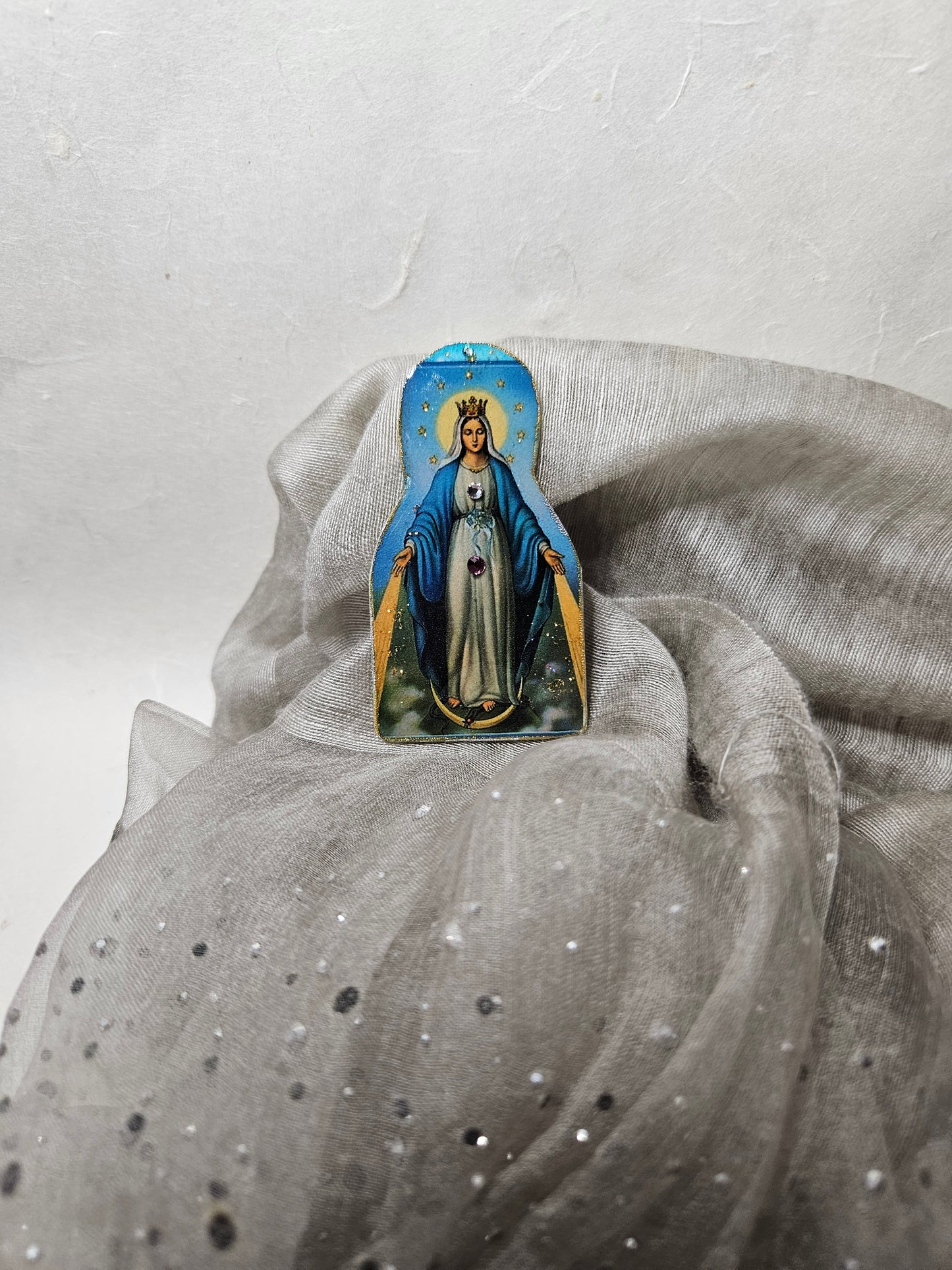 Divine Mother Mary pin