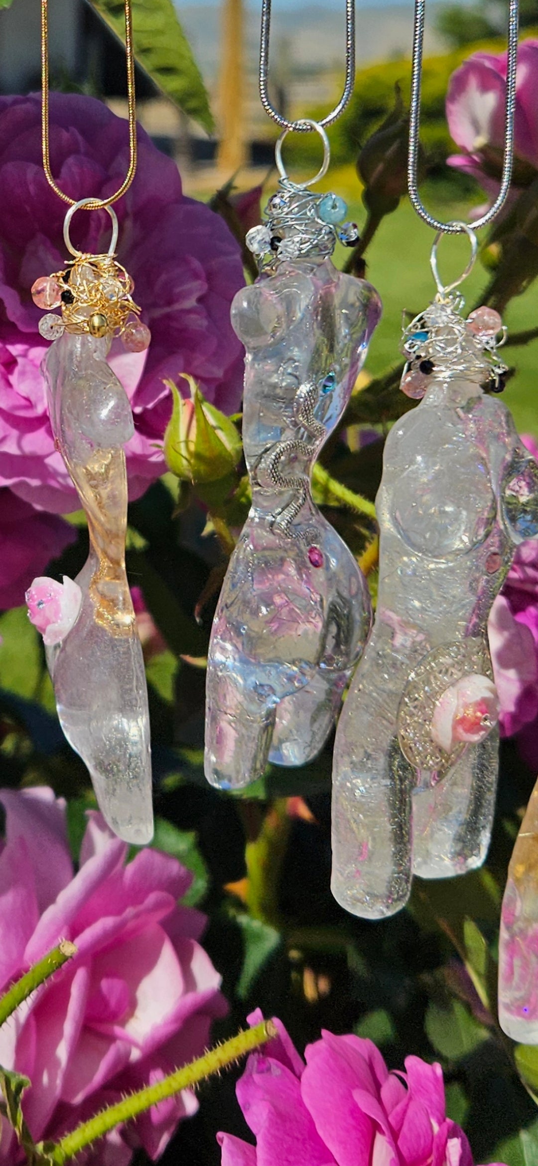 Divine feminine form pendant